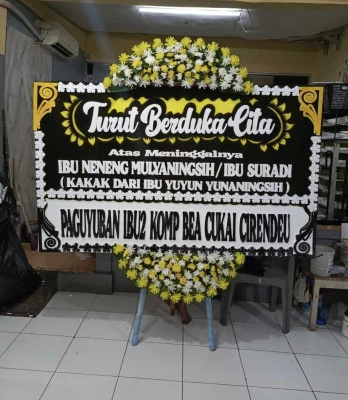 Papan Bunga di Sumberarum Jaken